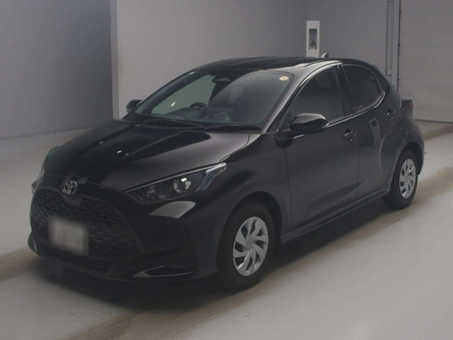 TOYOTA YARIS — фото