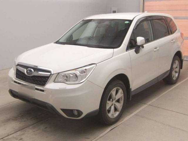 SUBARU FORESTER — фото
