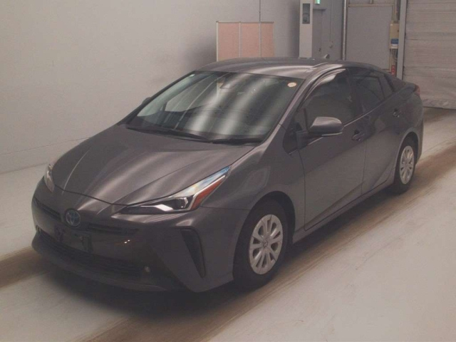 TOYOTA PRIUS — фото