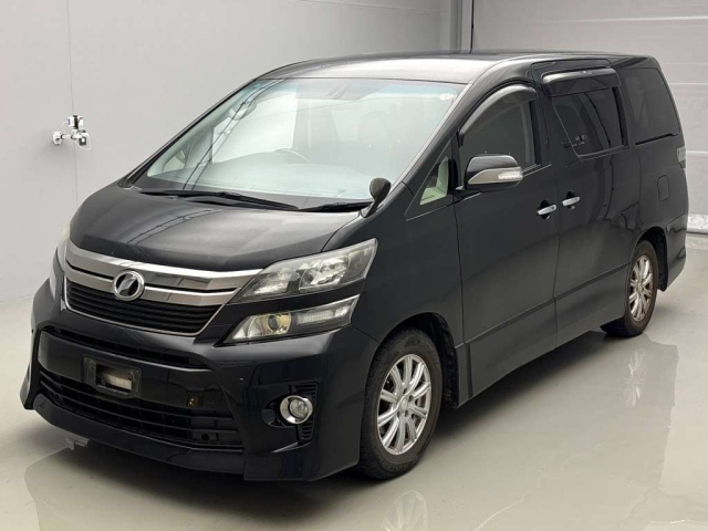 TOYOTA VELLFIRE — фото