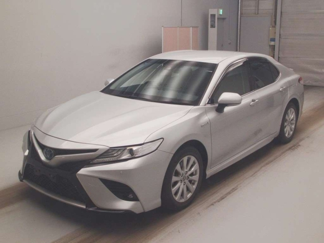 TOYOTA CAMRY — фото