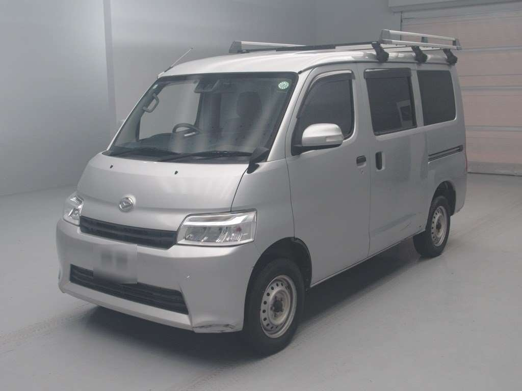 DAIHATSU GRAN — фото