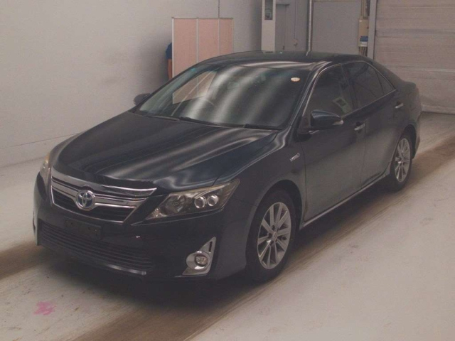 TOYOTA CAMRY — фото