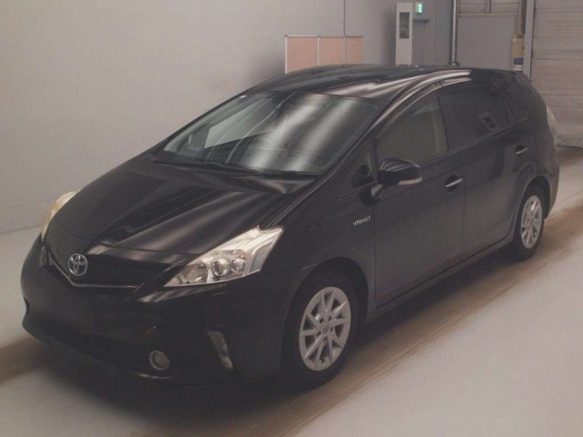 TOYOTA PRIUS — фото