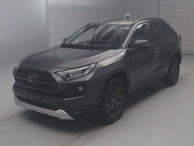 TOYOTA RAV4 — фото
