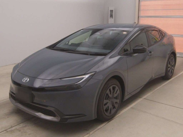 TOYOTA PRIUS — фото