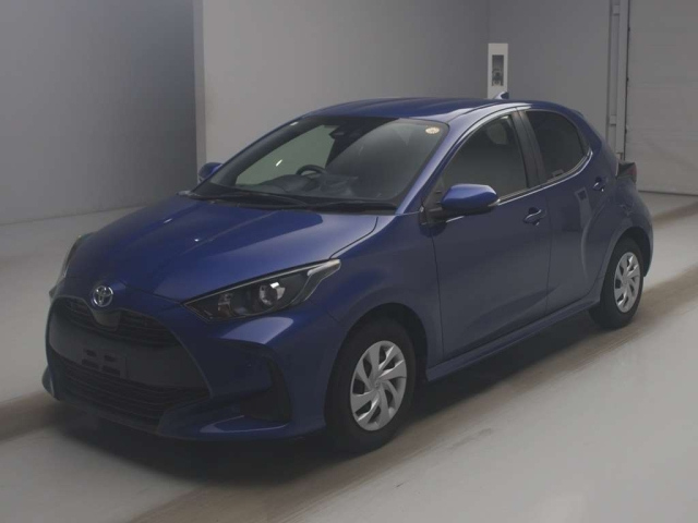 TOYOTA YARIS — фото