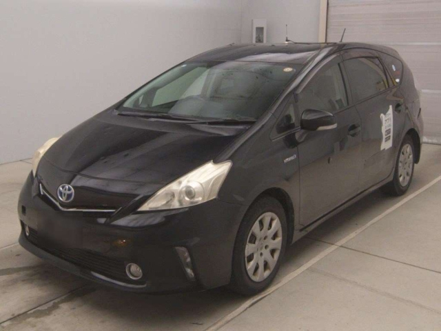 TOYOTA PRIUS — фото