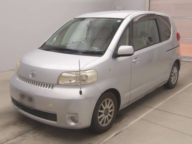 TOYOTA PORTE — фото