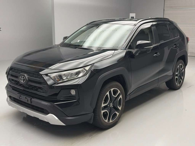 TOYOTA RAV4 — фото