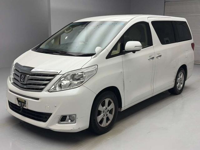 TOYOTA ALPHARD — фото