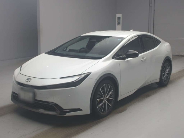 TOYOTA PRIUS — фото