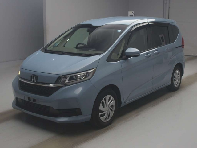 HONDA FREED — фото