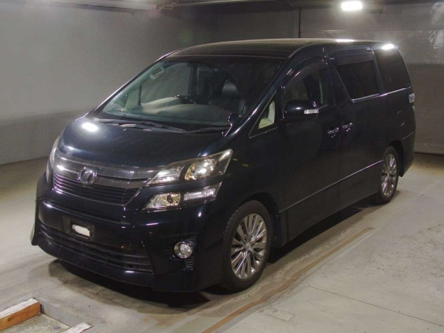 TOYOTA VELLFIRE — фото