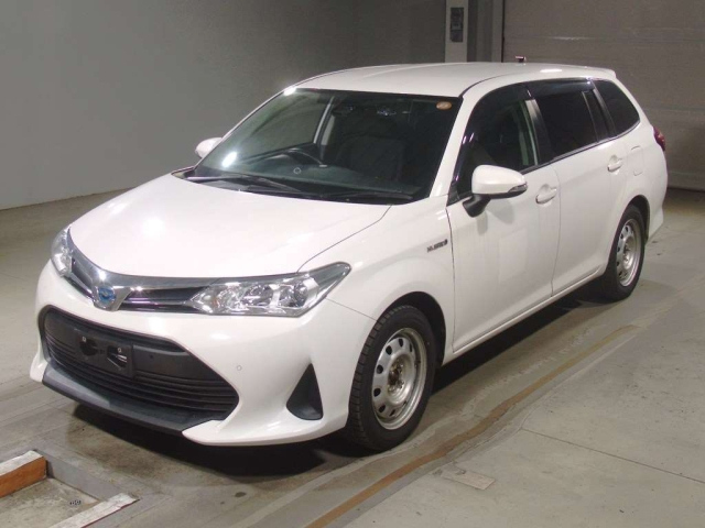 TOYOTA COROLLA — фото