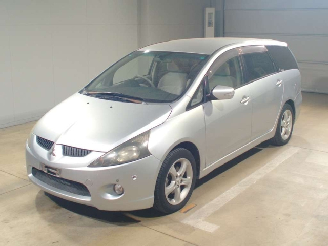 MITSUBISHI GRANDIS