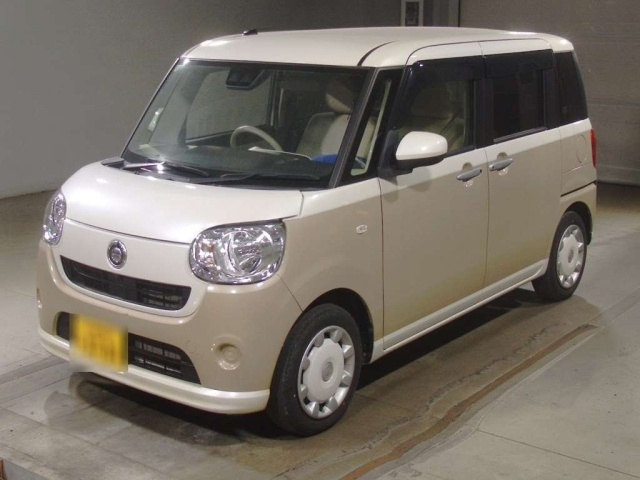 DAIHATSU MOVE — фото