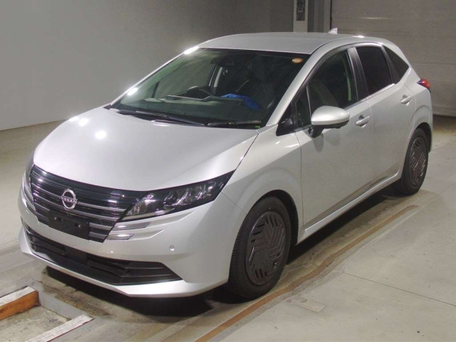 NISSAN NOTE — фото