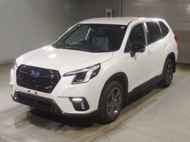 SUBARU FORESTER — фото