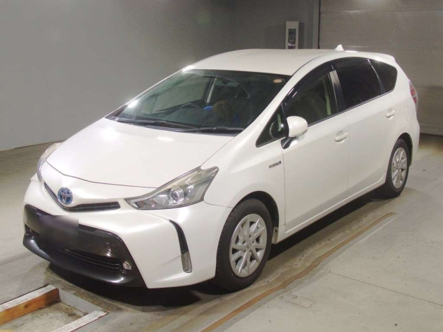 TOYOTA PRIUS — фото
