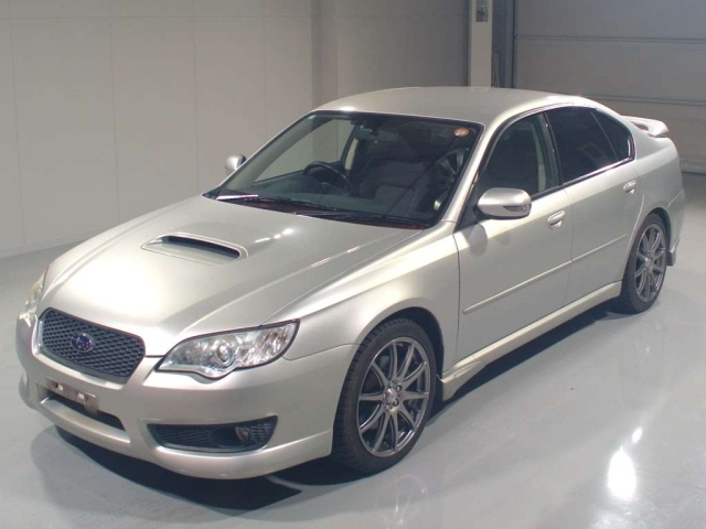 SUBARU LEGACY — фото