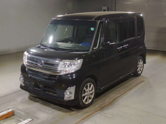 DAIHATSU TANTO — фото