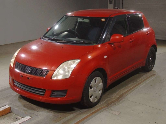 SUZUKI SWIFT — фото