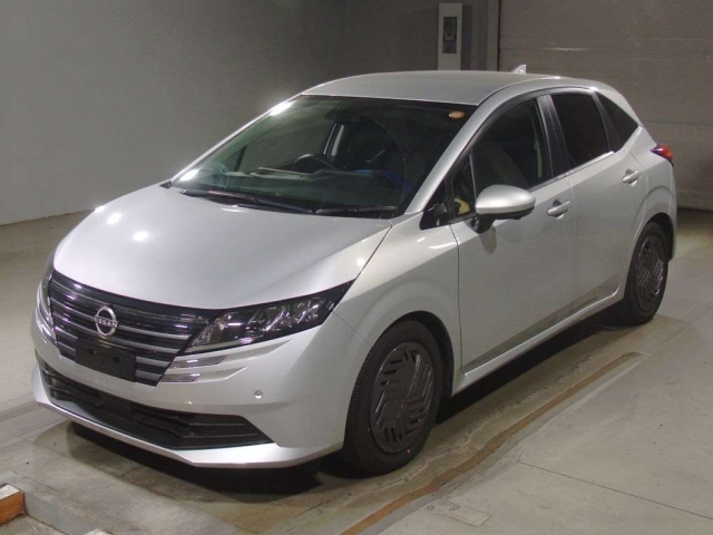 NISSAN NOTE — фото