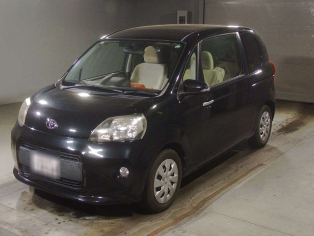 TOYOTA PORTE — фото