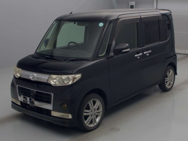 DAIHATSU TANTO — фото