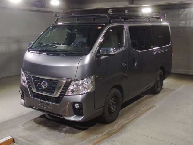NISSAN CARAVAN — фото