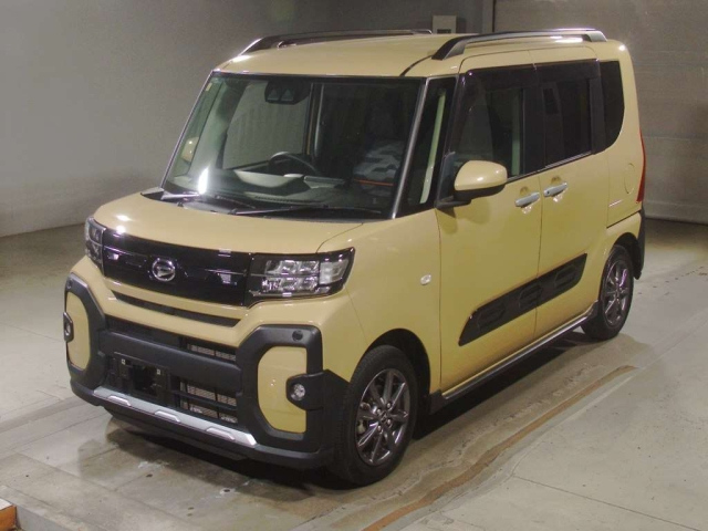 DAIHATSU TANTO — фото