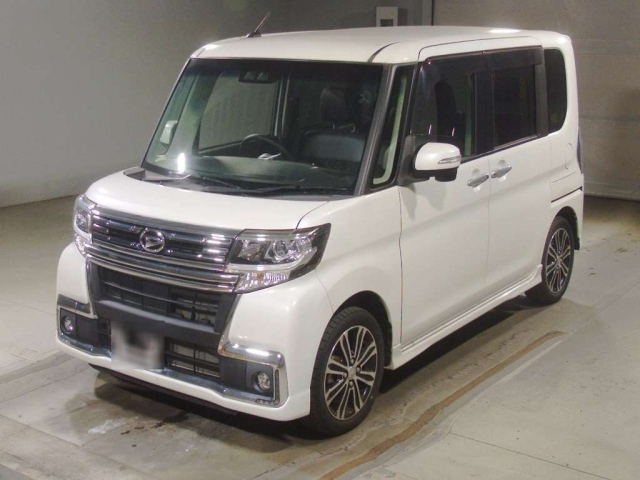 DAIHATSU TANTO — фото