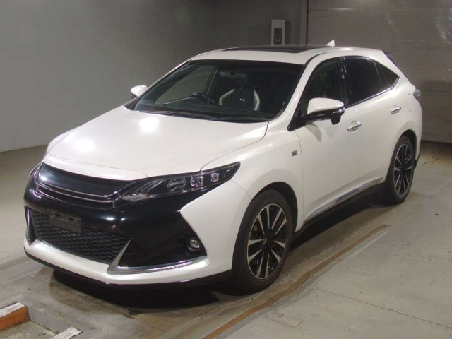 TOYOTA HARRIER — фото