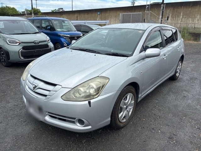 TOYOTA CALDINA — фото