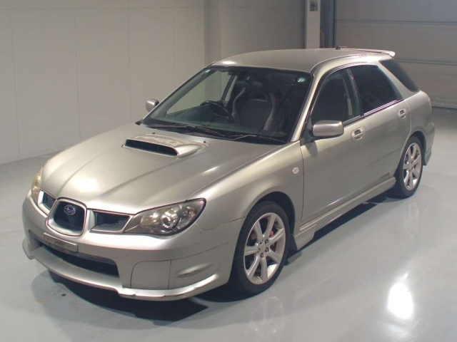 SUBARU IMPREZA — фото
