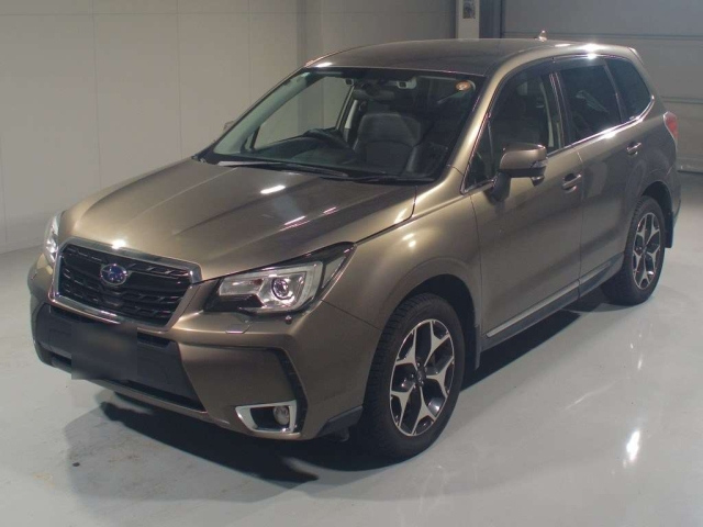 SUBARU FORESTER — фото