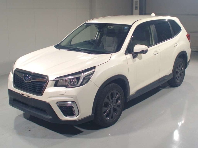 SUBARU FORESTER — фото