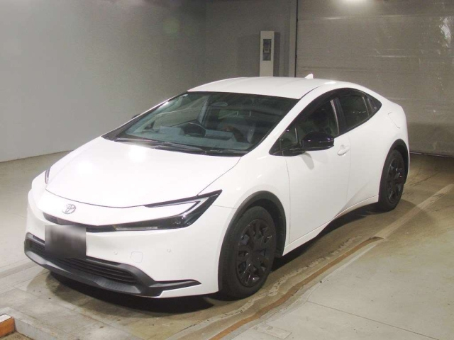 TOYOTA PRIUS — фото
