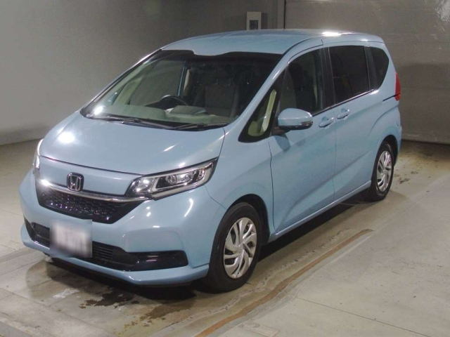 HONDA FREED — фото