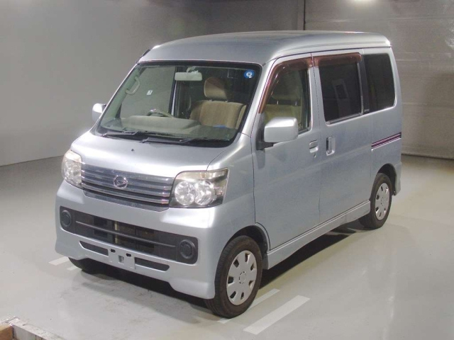 DAIHATSU ATRAI — фото