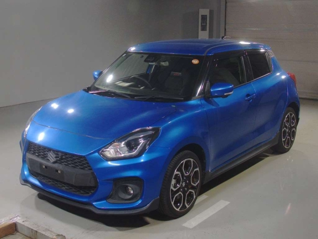 SUZUKI SWIFT — фото