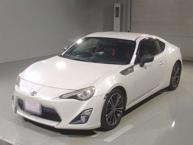TOYOTA 86 — фото