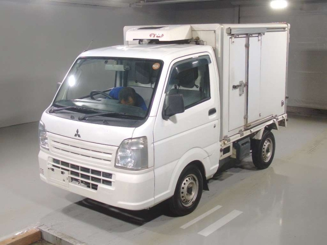 MITSUBISHI MINICAB TRUCK