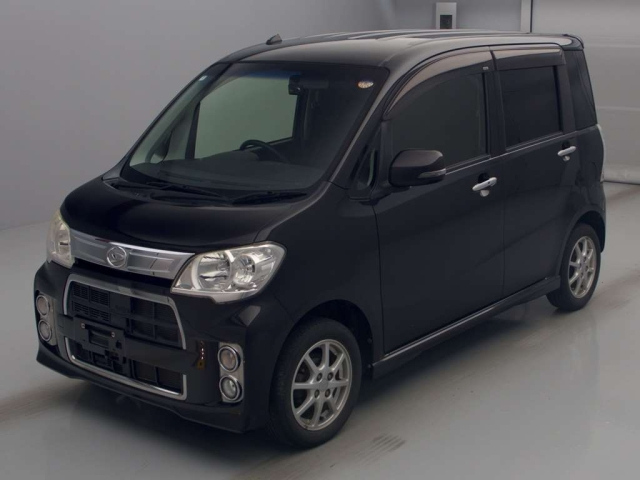 DAIHATSU TANTO — фото