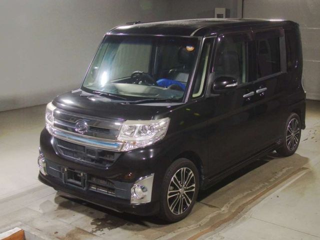DAIHATSU TANTO — фото