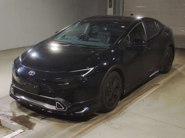 TOYOTA PRIUS — фото