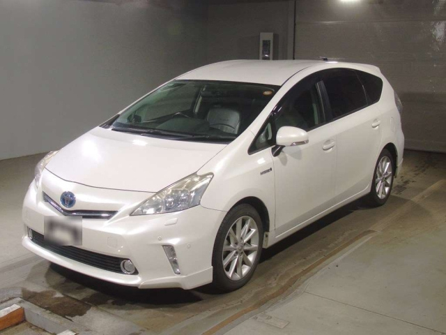 TOYOTA PRIUS — фото