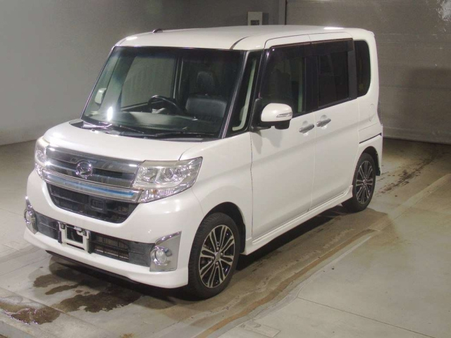 DAIHATSU TANTO — фото