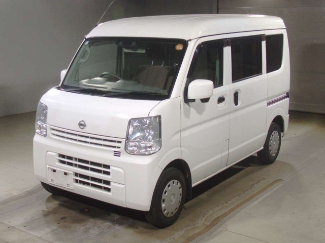 NISSAN CLIPPER — фото
